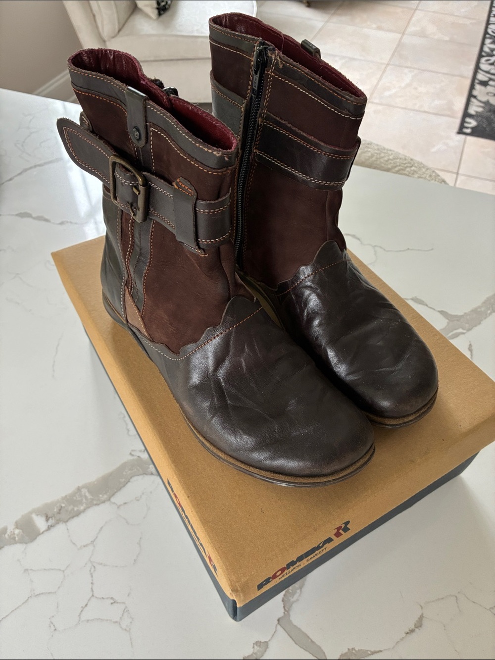 Women’s brown Ankle boots